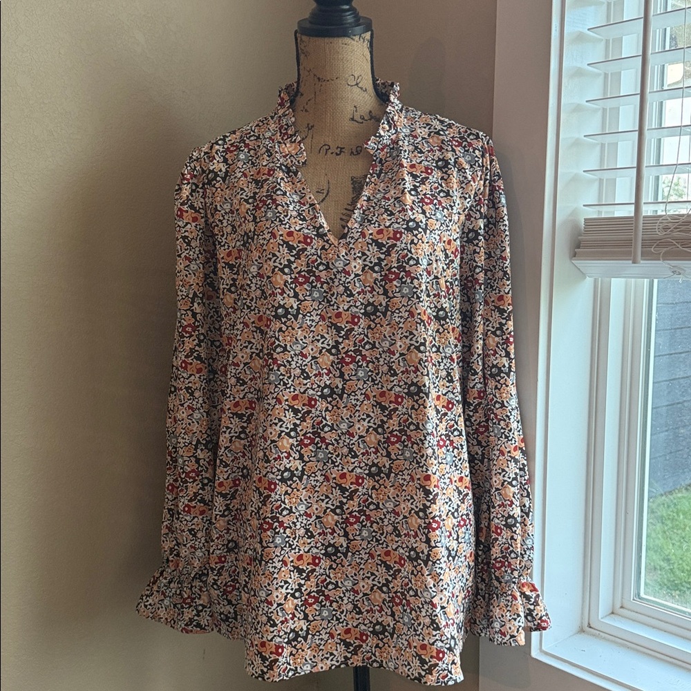Floral V-Neck Blouse
